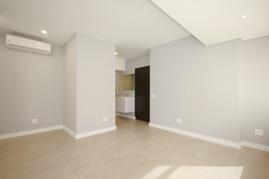 3 Bedroom Property for Sale in Three Anchor Bay Western Cape